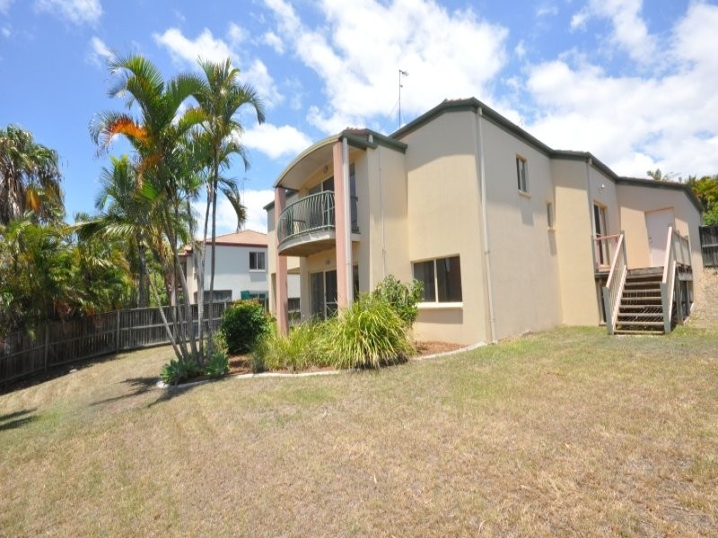 12 FORTUNA AVE, Parkwood QLD 4214