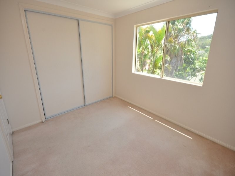 12 FORTUNA AVE, Parkwood QLD 4214