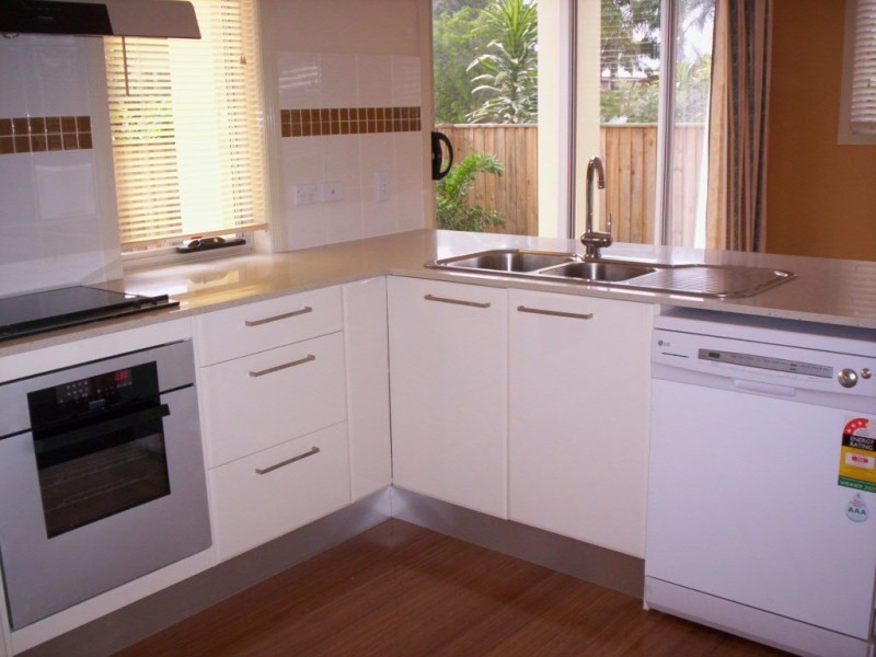 Mermaid Waters QLD 4218