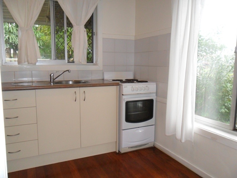 Broadbeach Waters QLD 4218