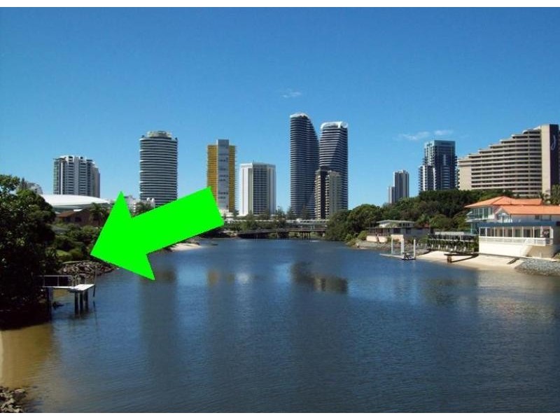 Broadbeach Waters QLD 4218