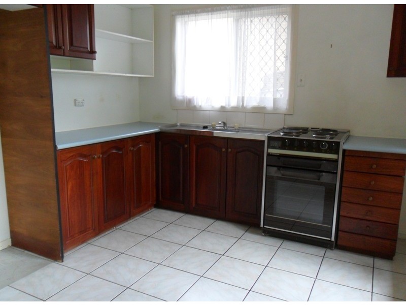 Broadbeach Waters QLD 4218