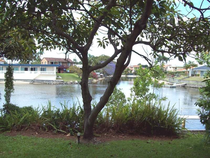 Broadbeach Waters QLD 4218