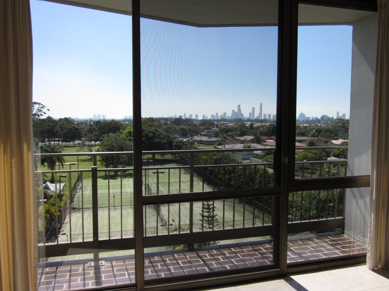 Clear Island Waters QLD 4226