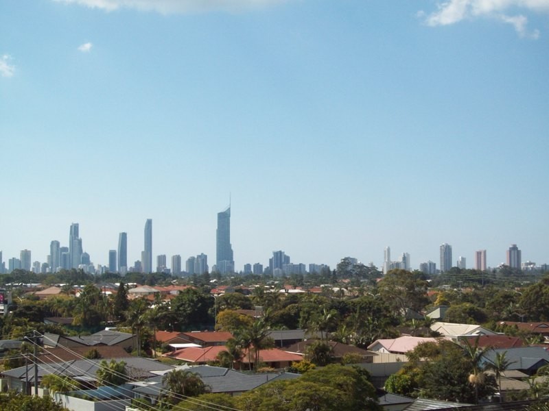 Clear Island Waters QLD 4226
