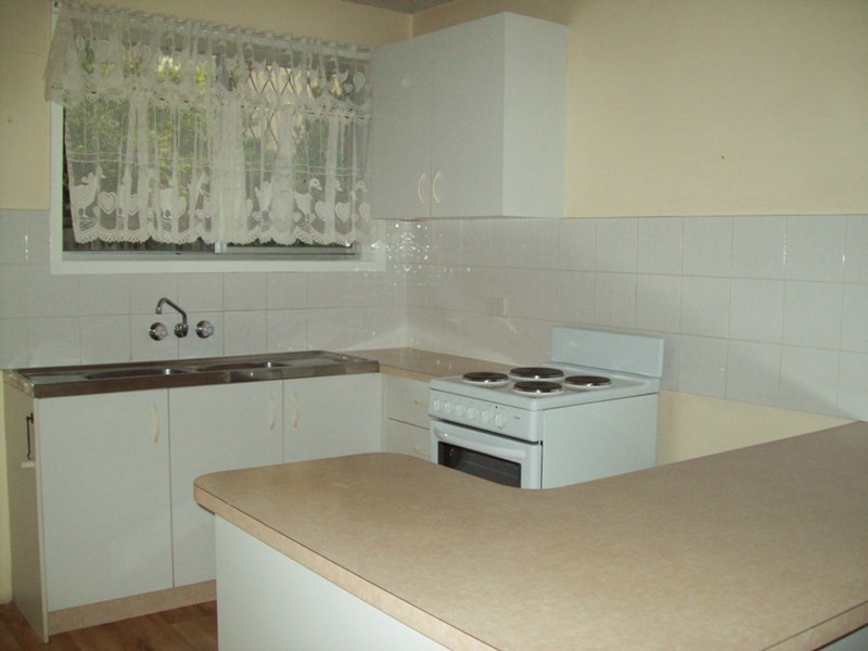 2/120 STANHILL DRIVE, Chevron Island QLD 4217