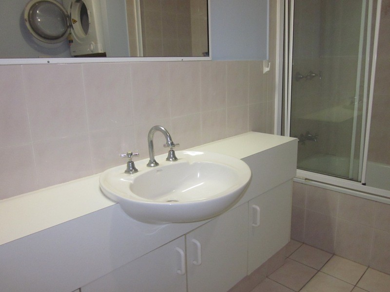 Broadbeach QLD 4218