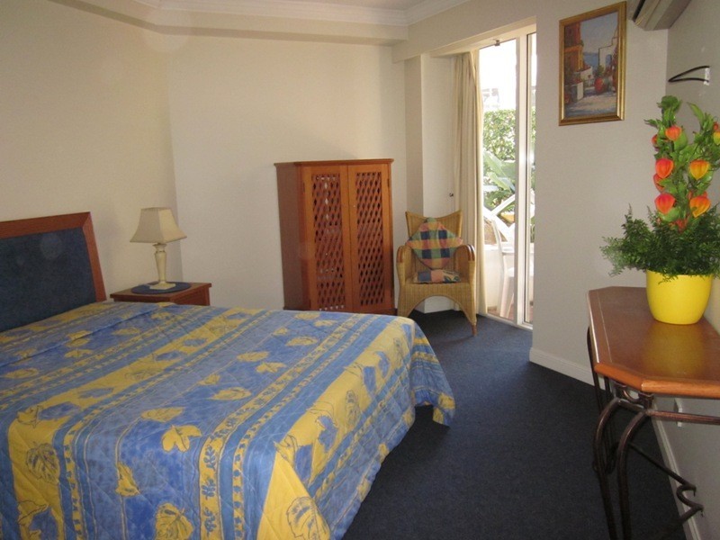 Broadbeach QLD 4218