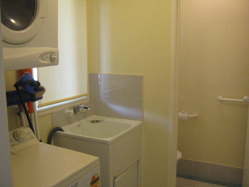 28/16 CRESCENT AVE, Mermaid Beach QLD 4218