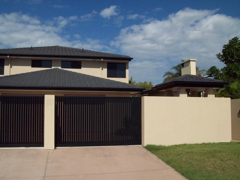2/52 DOLPHIN AVE, Mermaid Beach QLD 4218