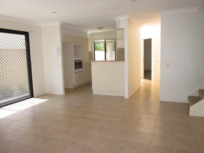 2/52 DOLPHIN AVE, Mermaid Beach QLD 4218