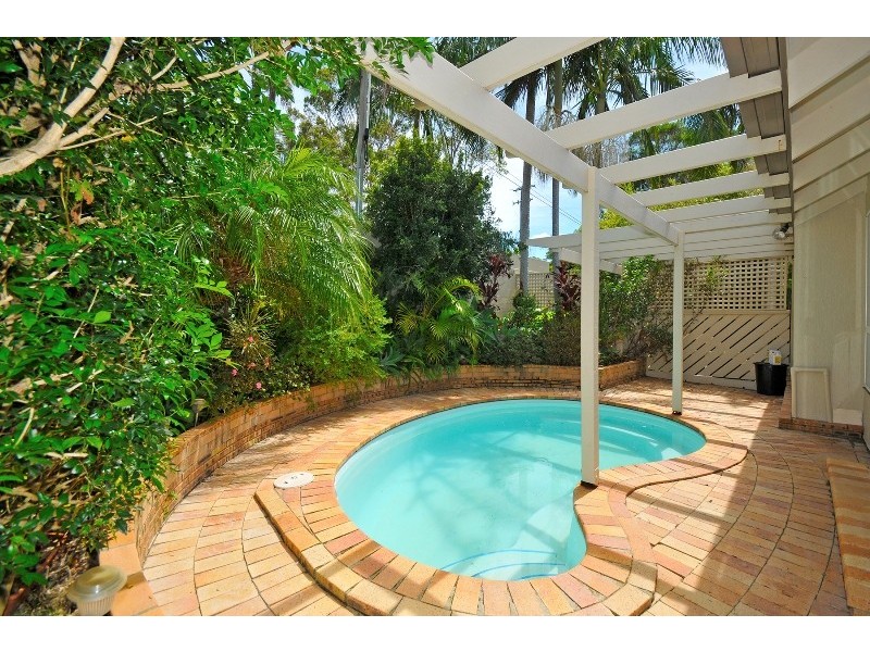 242 SIMPSONS ROAD, Currumbin Waters QLD 4223