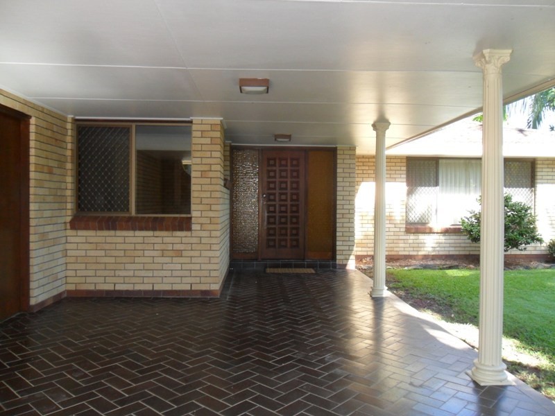 Paradise Waters QLD 4217