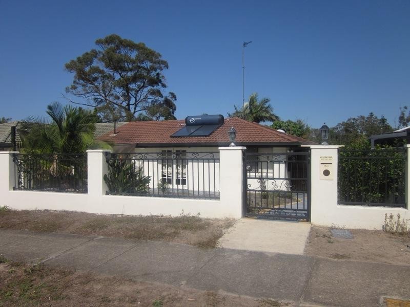 1/17 BOTANICAL STREET, Labrador QLD 4215