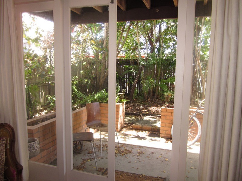 28 LAVARACK ROAD, Mermaid Beach QLD 4218
