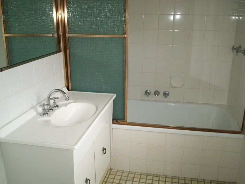 Broadbeach Waters QLD 4218