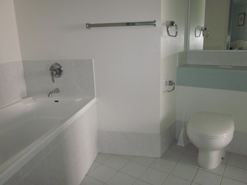 Broadbeach QLD 4218