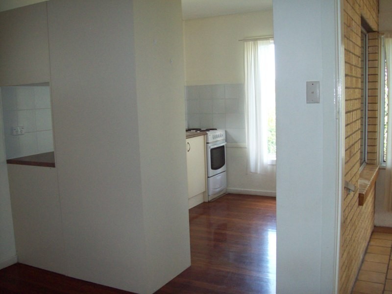 Broadbeach Waters QLD 4218