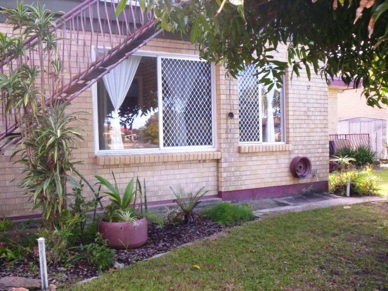 Broadbeach Waters QLD 4218