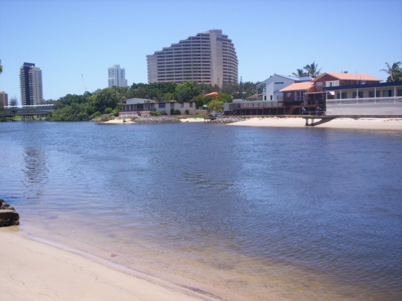 Broadbeach Waters QLD 4218