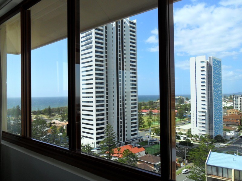 Broadbeach QLD 4218