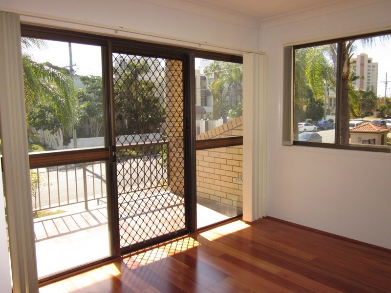 Broadbeach QLD 4218