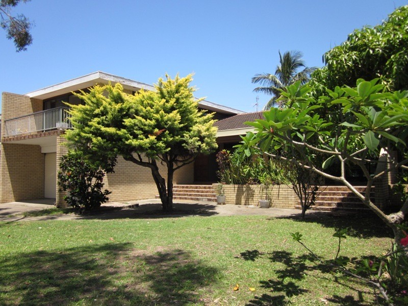 Paradise Waters QLD 4217