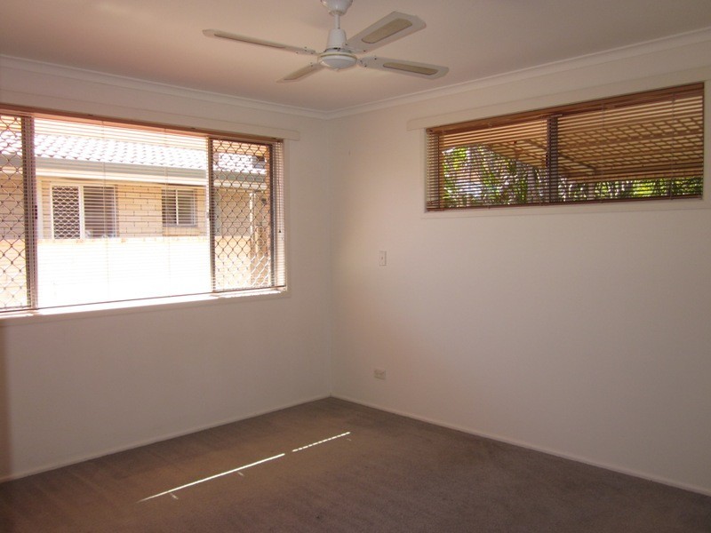 27 DOLPHIN AVE, Mermaid Beach QLD 4218