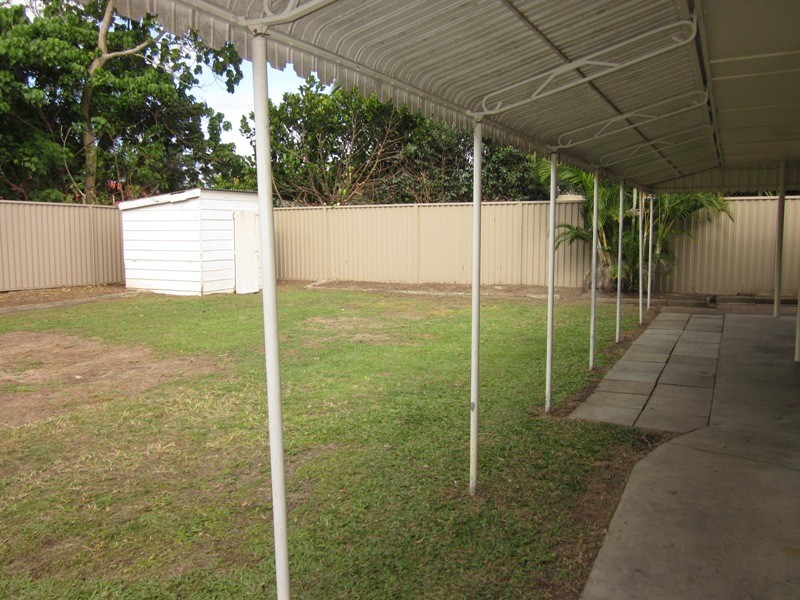 7 CHIANTI AVE, Mermaid Waters QLD 4218