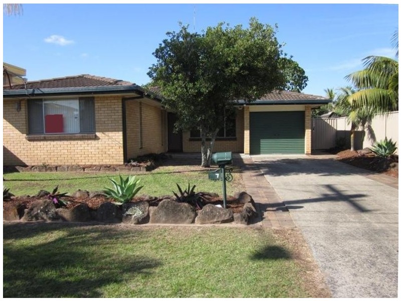 7 CHIANTI AVE, Mermaid Waters QLD 4218