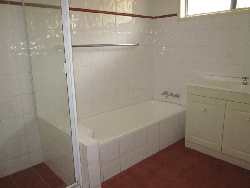 7 CHIANTI AVE, Mermaid Waters QLD 4218