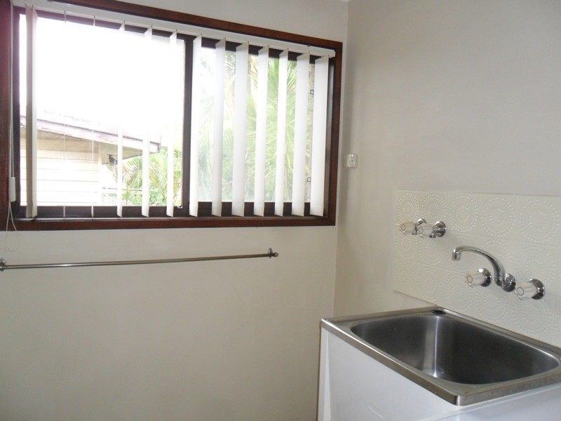 DOLPHIN AVE, Mermaid Beach QLD 4218