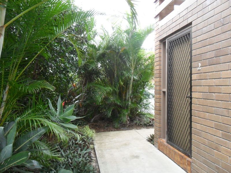 DOLPHIN AVE, Mermaid Beach QLD 4218