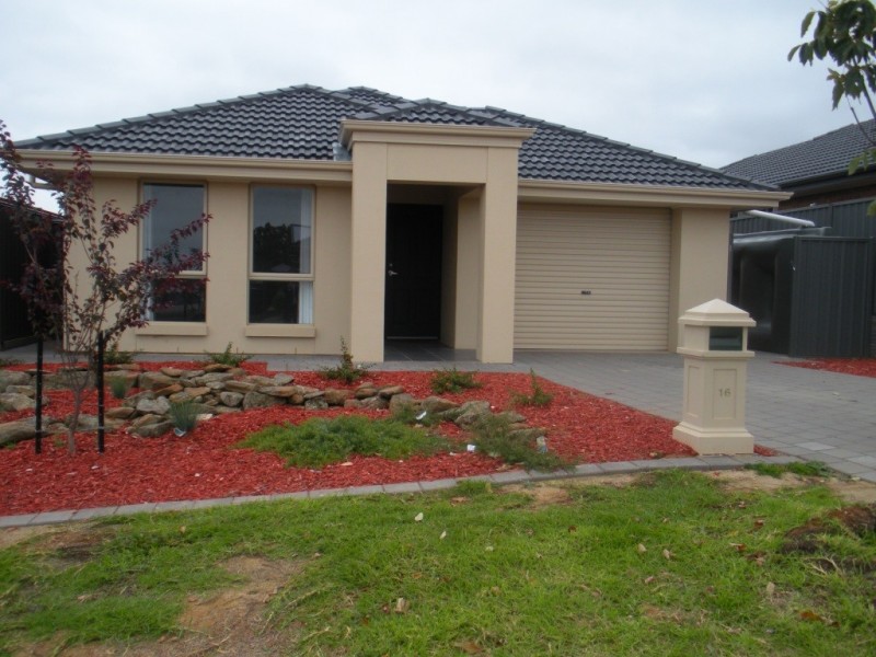 16 Carlson Street, Mount Barker SA 5251