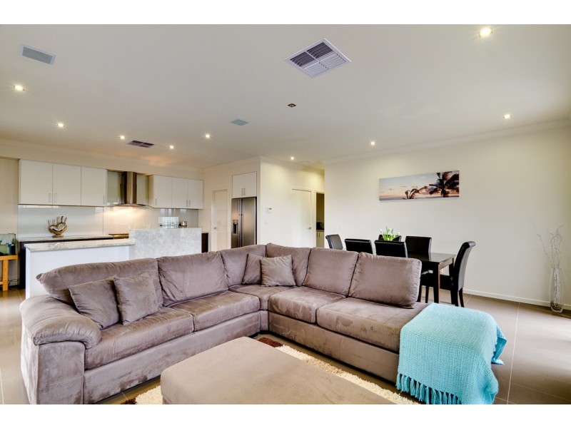 18 Carlson Street, Mount Barker SA 5251