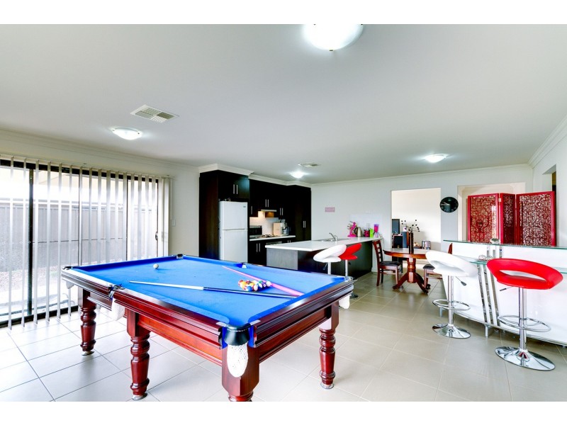 19 Cobb & Co, Strathalbyn SA 5255