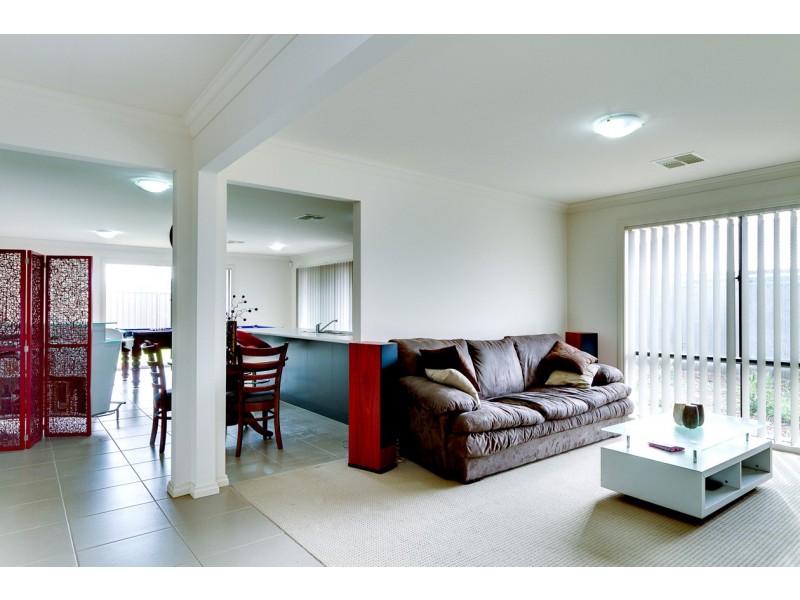 19 Cobb & Co, Strathalbyn SA 5255