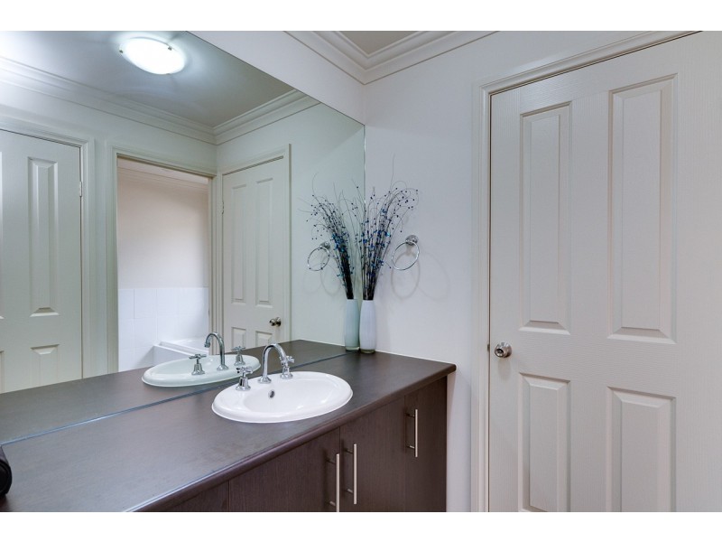 19 Cobb & Co, Strathalbyn SA 5255