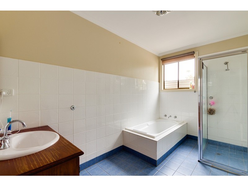 11 Baker Street, Callington SA 5254