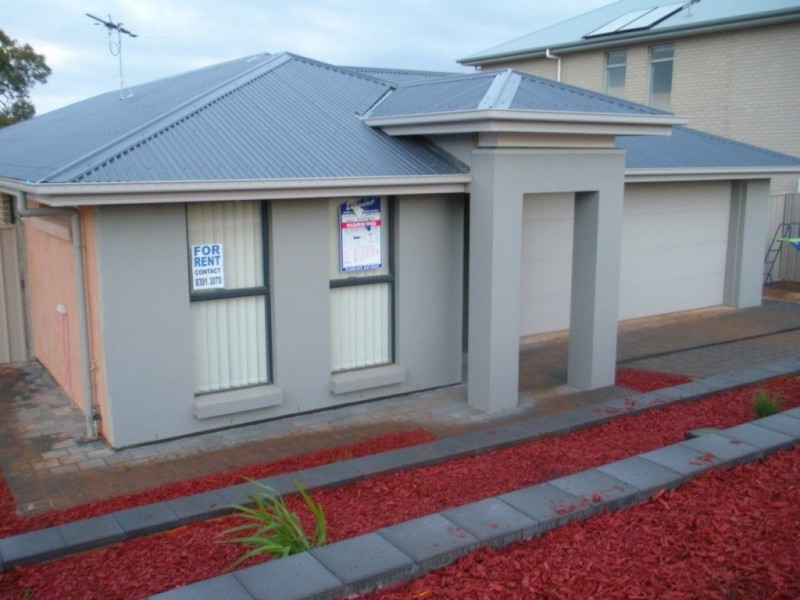 12 Barzona Street, Mount Barker SA 5251