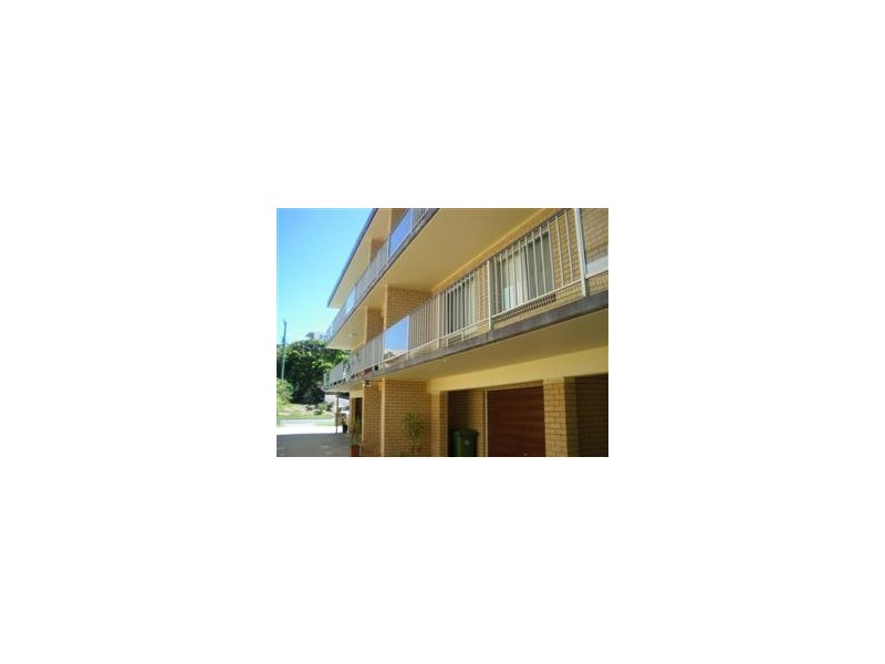 2/17 Arthur Street, Kings Beach QLD 4551