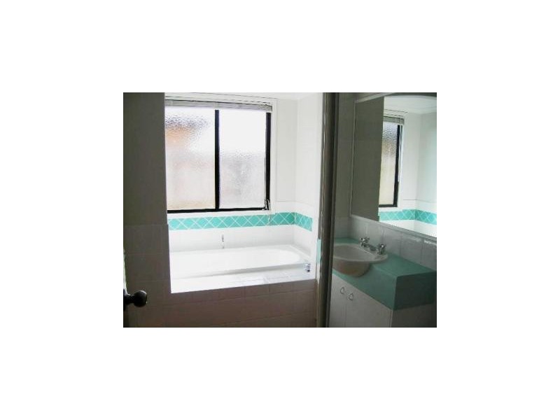 8 Fernleaf Court, Currimundi QLD 4551