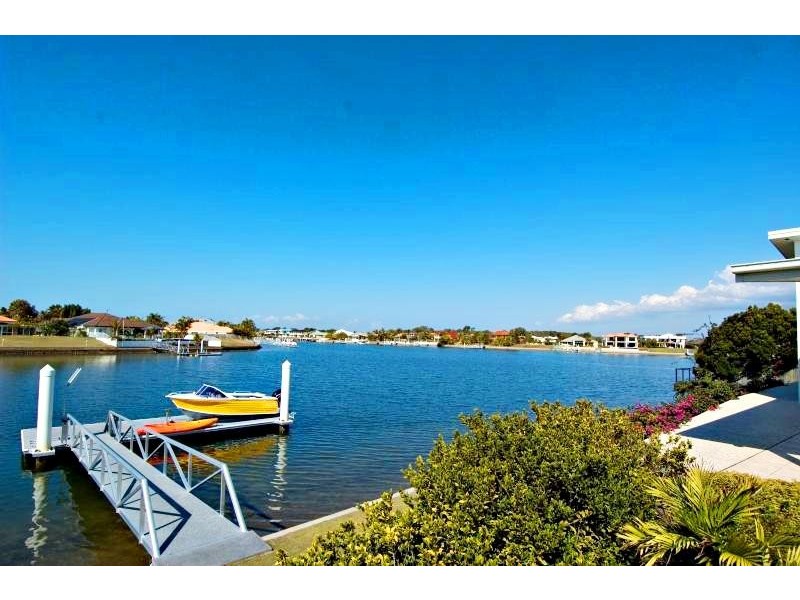 6 Tripcony Court, Pelican Waters QLD 4551