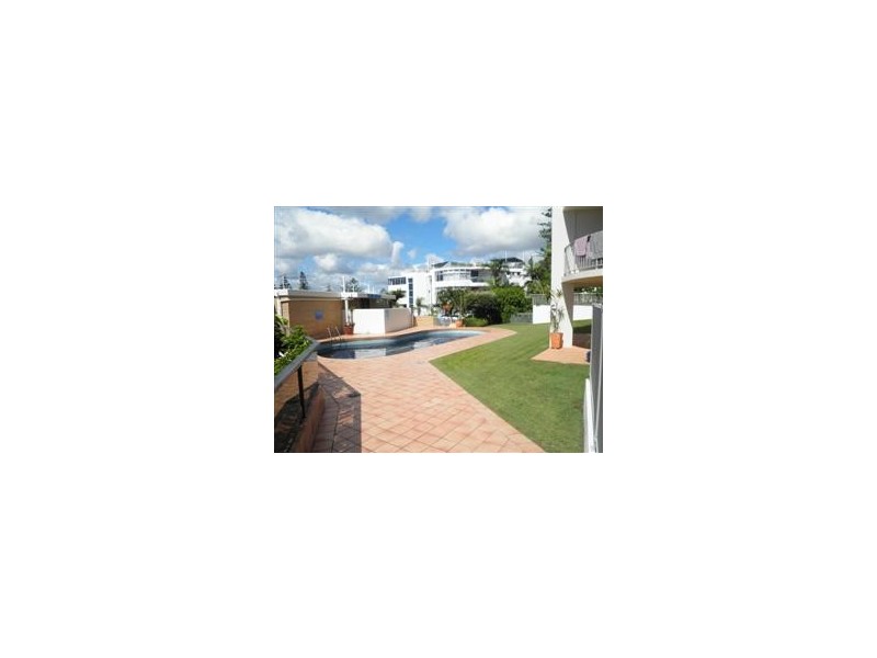 5/2 Burgess Street, Kings Beach QLD 4551