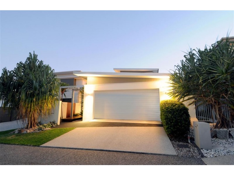 13 Headland Court, Moffat Beach QLD 4551