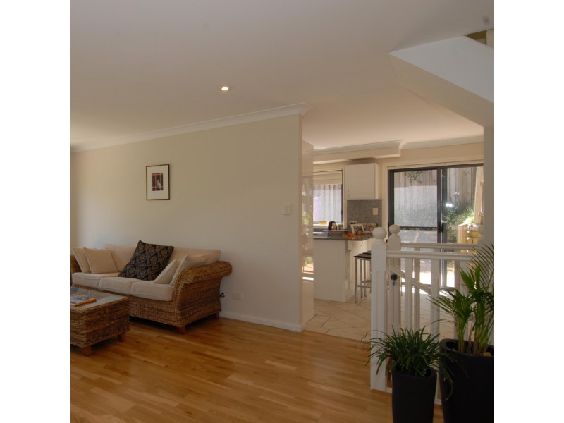 1/16 Whiting Avenue, Terrigal NSW 2260