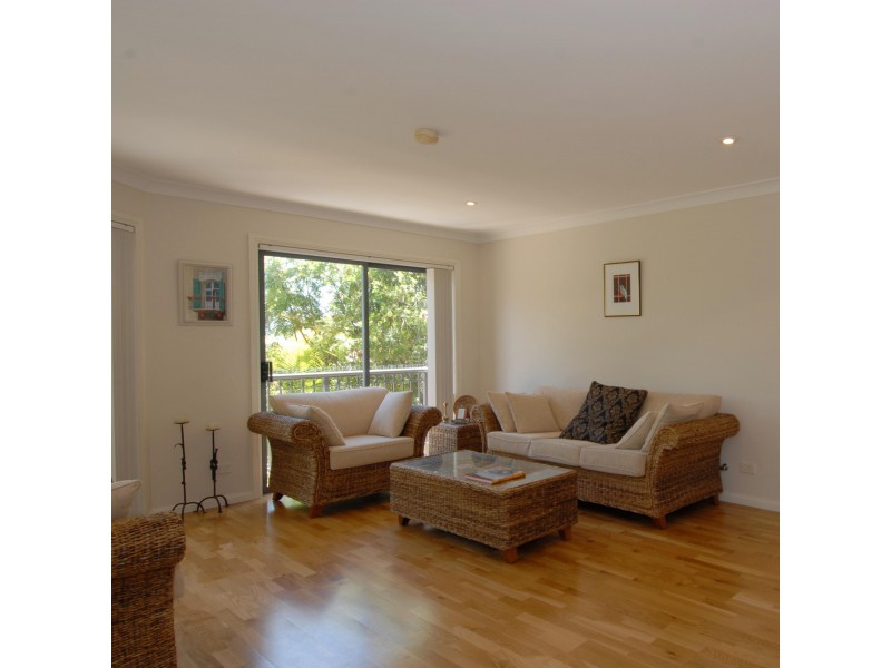 1/16 Whiting Avenue, Terrigal NSW 2260