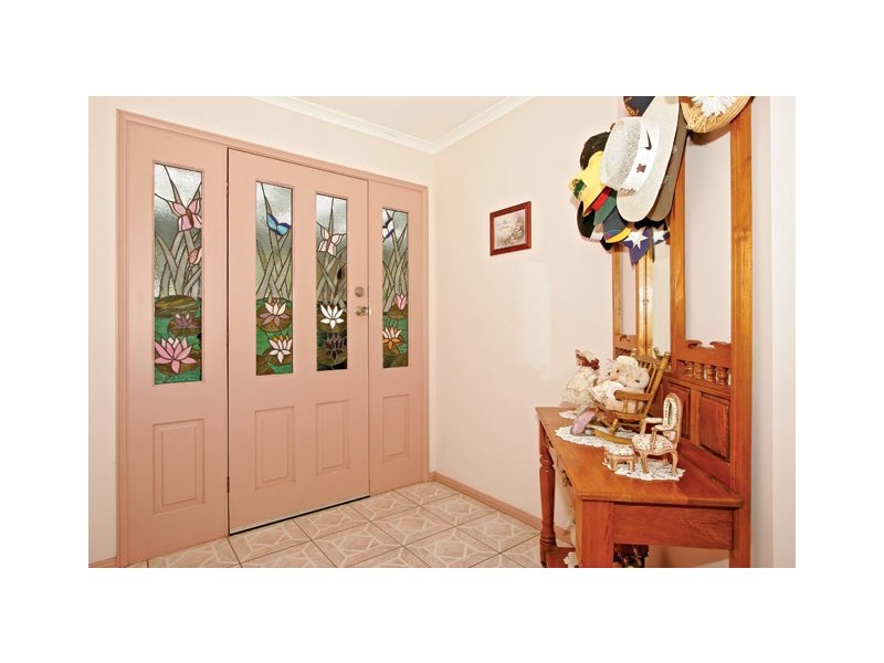 2 Barinya Lane, Springfield NSW 2250