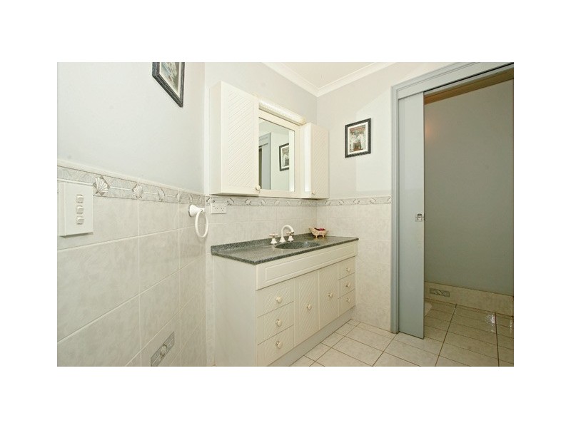 2 Barinya Lane, Springfield NSW 2250