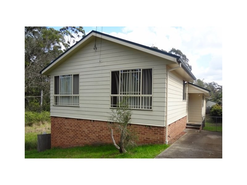33 River Street, Springfield NSW 2250